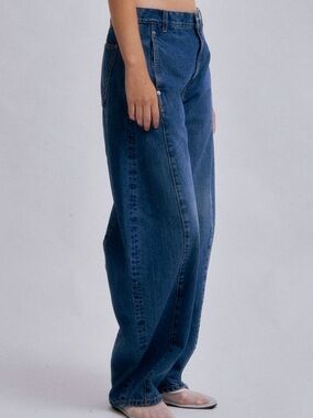 Sayaka Davis High-Rise Wide-Leg Barrel Leg Jeans in Dark Blue Wash